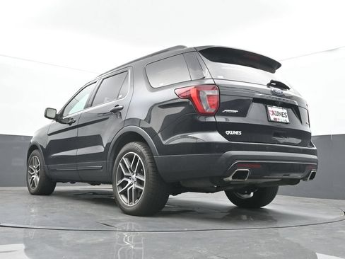 Used 2017 Ford Explorer Sport AWD/4WD image 30