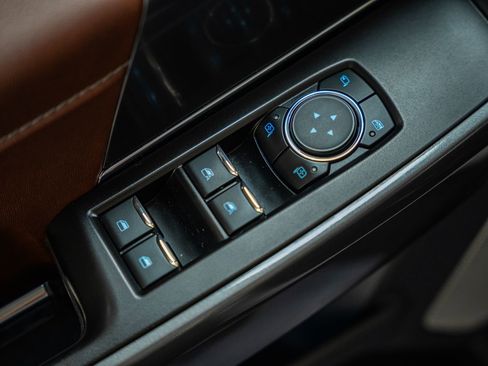 Certified 2023 Ford F150 Lariat w/ Equipment Group 502A High image 44