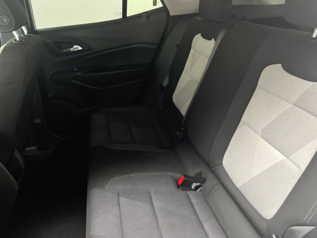 Used 2025 Chevrolet Trax LS FWD image 13