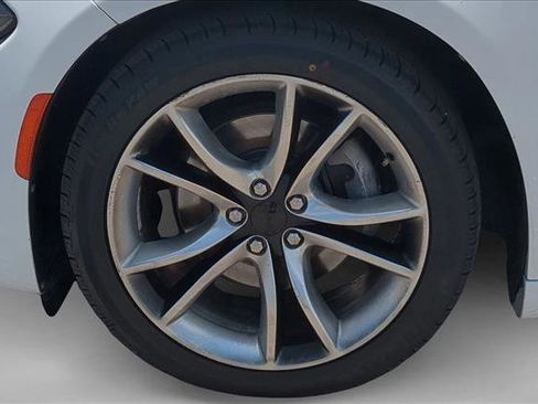 Used 2015 Dodge Charger R/T RWD image 30