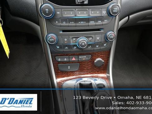 Used 2013 Chevrolet Malibu Eco w/ Navigation Package FWD image 31