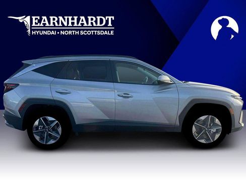 New 2026 Hyundai Tucson SEL w/ Tow & Go Package AWD/4WD image 9