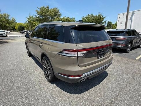 New 2025 Lincoln Aviator Reserve w/ Equipment Group 201A image 4