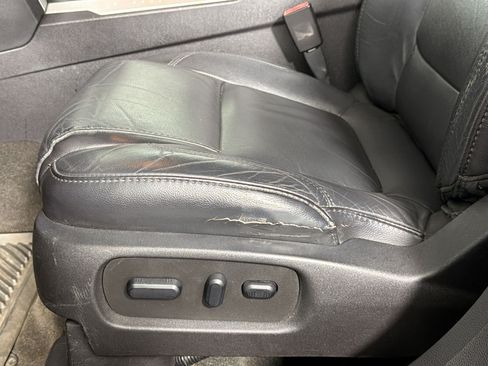 Used 2015 Ford Explorer Limited FWD image 13