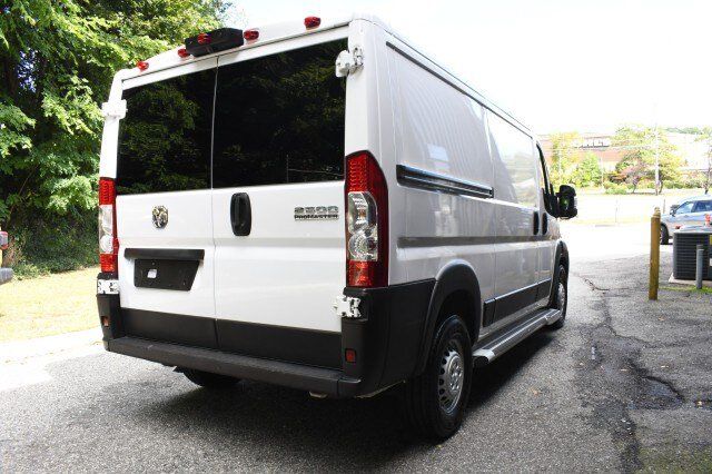Used 2025 RAM ProMaster 2500 w/ U-Haul Equipment Group FWD image 11