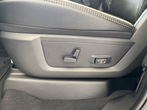 New 2024 RAM 2500 Laramie w/ Night Edition image 40