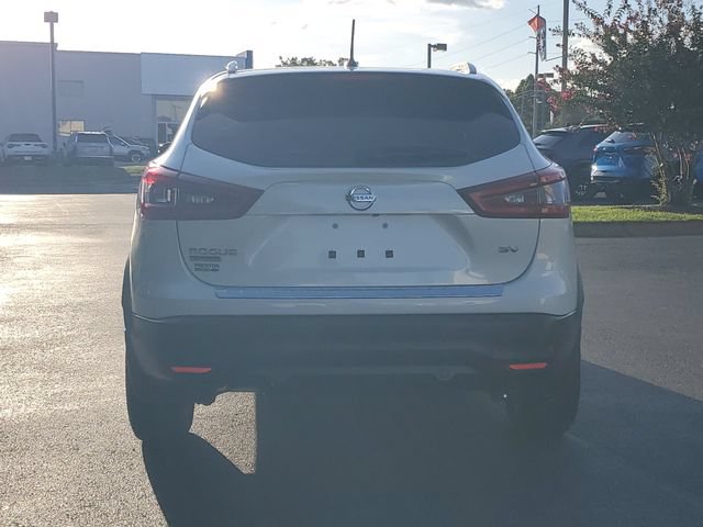 Used 2020 Nissan Rogue Sport SV FWD image 5