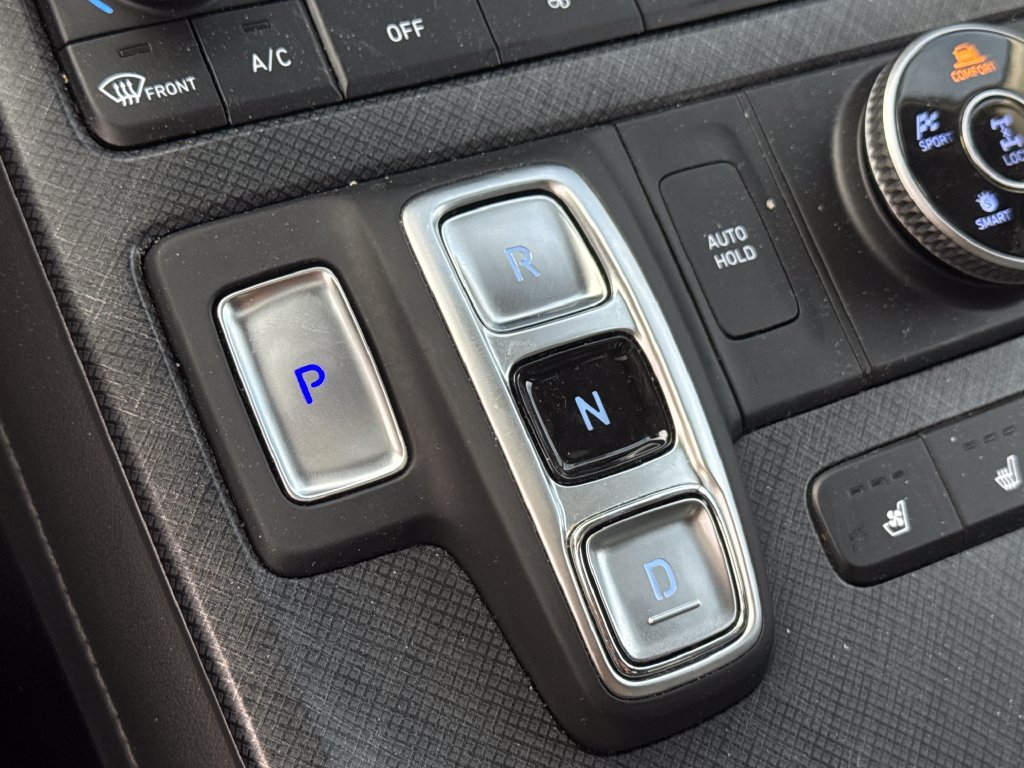Used 2024 Hyundai Palisade Limited AWD/4WD image 16