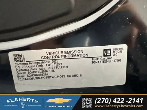 Used 2025 Chevrolet Equinox RS w/ Safety and Technology Package AWD/4WD image 18