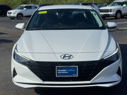 Used 2021 Hyundai Elantra SEL FWD image 2