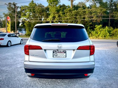 Used 2016 Honda Pilot EX image 3