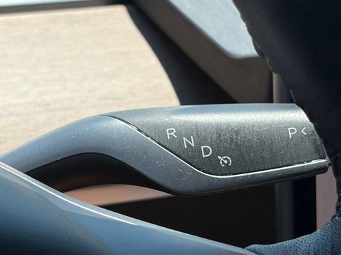 Used 2023 Tesla Model 3 Standard Range RWD image 8