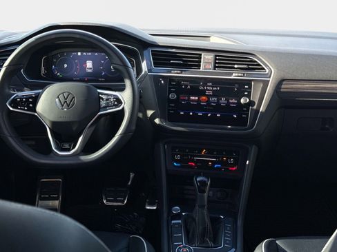 Used 2024 Volkswagen Tiguan SEL R-Line image 13