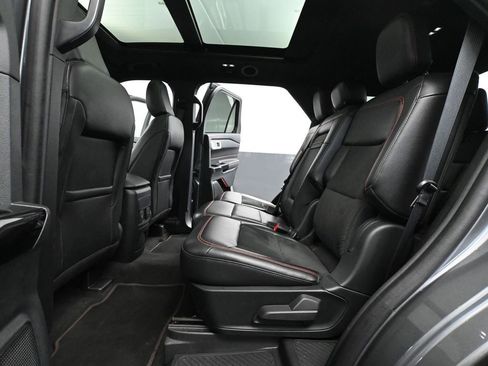 Used 2022 Ford Explorer ST-Line w/ Class IV Trailer Tow Package image 41