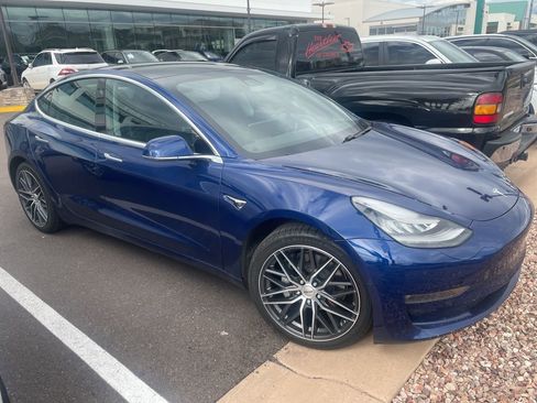Used 2020 Tesla Model 3 Long Range image 6