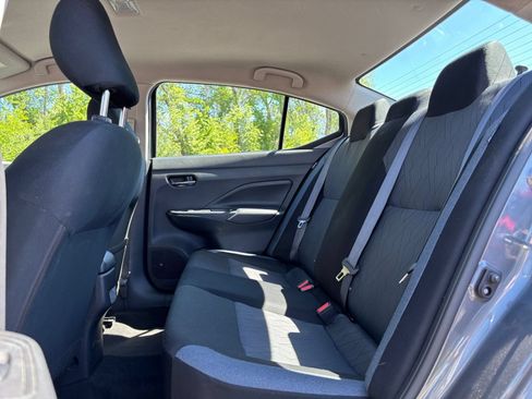 Used 2025 Nissan Versa SV FWD image 23