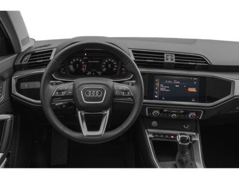 Used 2021 Audi Q3 2.0T Premium AWD/4WD image 7