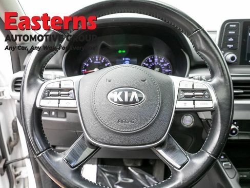 Used 2020 Kia Telluride S w/ S 8 Passenger Seating Package AWD/4WD image 10