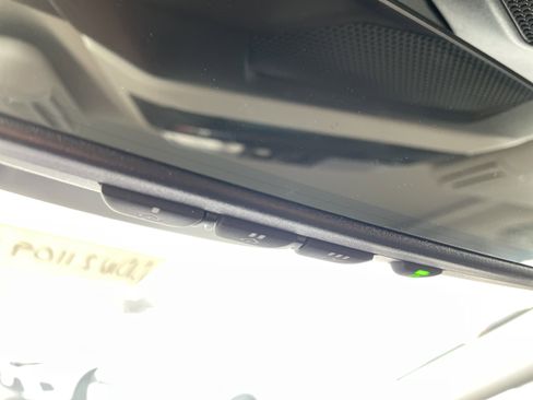 Used 2024 Subaru Crosstrek 2.0i Premium image 31