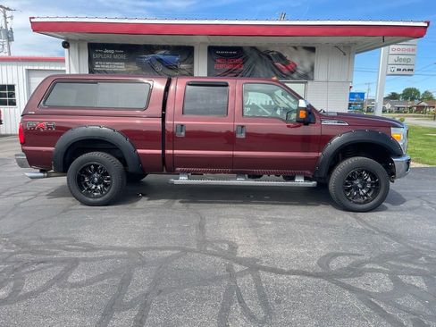 Used 2011 Ford F250 XLT w/ XLT Premium Pkg AWD/4WD image 2