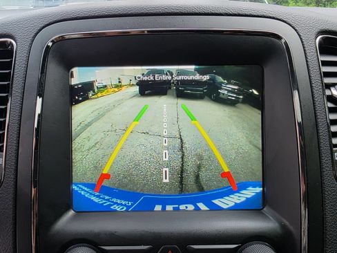 Used 2018 Dodge Durango SRT w/ Technology Group AWD/4WD image 22