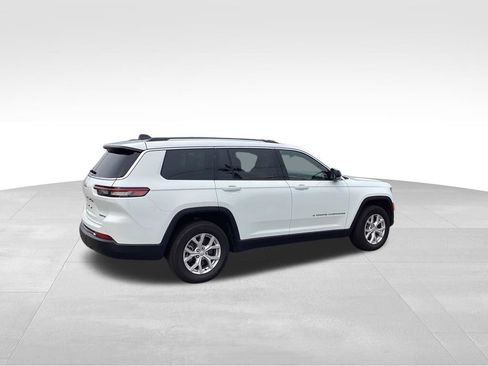 Used 2023 Jeep Grand Cherokee L Limited w/ Trailer Tow Package AWD/4WD image 7