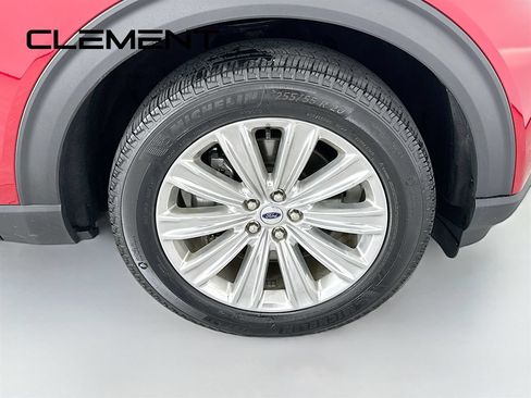 Certified 2023 Ford Explorer Limited w/ Hybrid Equipment Group 310A AWD/4WD image 38