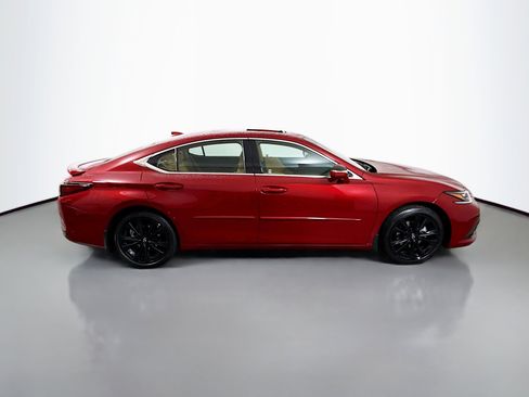 Certified 2025 Lexus ES 300h F Sport w/ Accessory Package (Z2) image 8