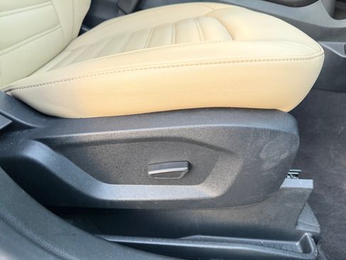 Used 2022 Ford Edge SEL w/ Convenience Package AWD/4WD image 31