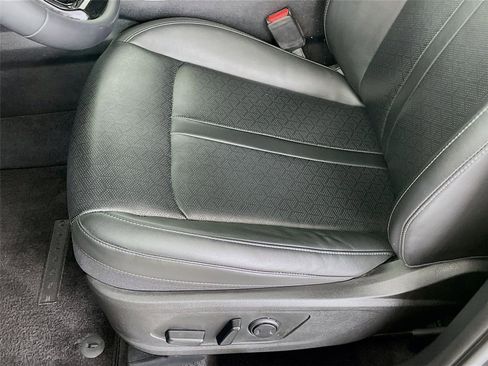 Certified 2023 Kia Sorento S w/ Panoramic Sunroof Package image 24