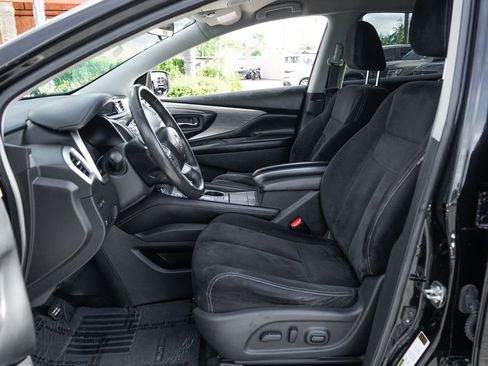 Used 2017 Nissan Murano SV image 16