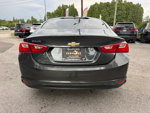 Used 2018 Chevrolet Malibu LS FWD image 8
