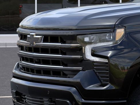 New 2026 Chevrolet Silverado 1500 High Country w/ High Country Premium Package AWD/4WD image 13