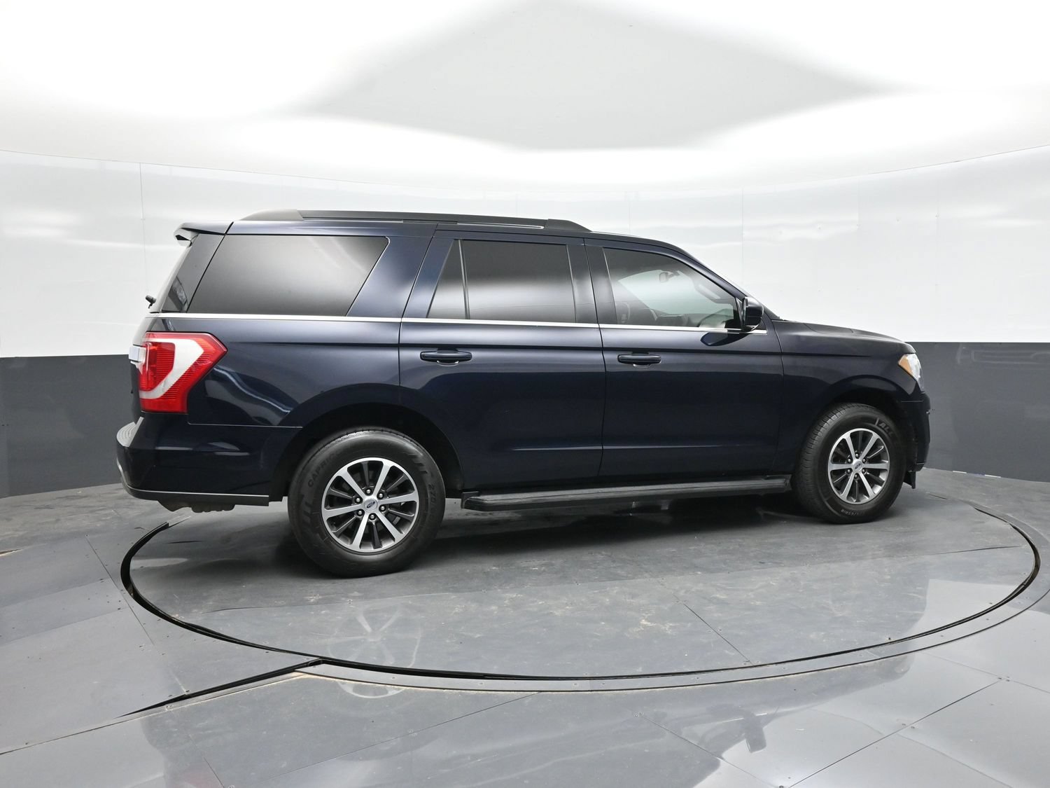 Used 2021 Ford Expedition XLT RWD image 17
