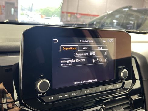 Used 2024 Nissan Pathfinder SV FWD image 21