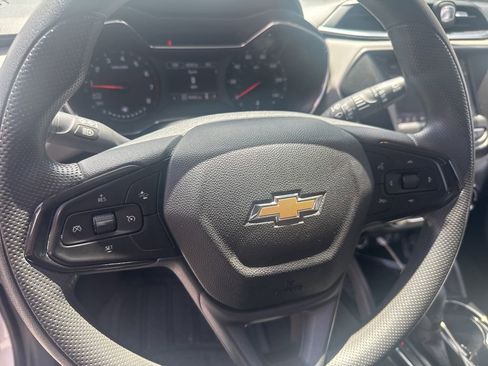 Used 2021 Chevrolet TrailBlazer LT image 21