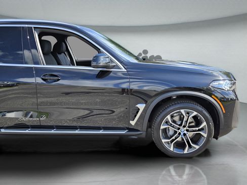 New 2026 BMW X5 sDrive40i image 42