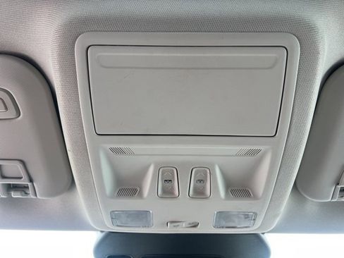 Used 2022 Ford Escape Titanium w/ Titanium Elite Package image 34