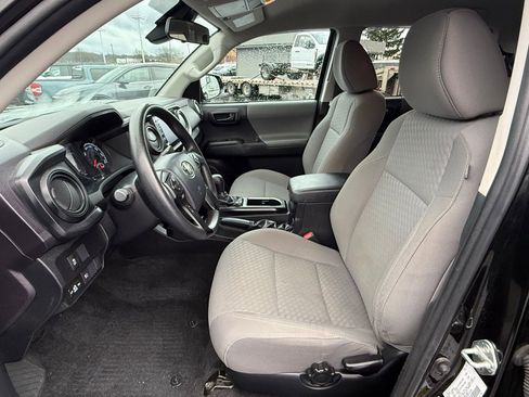 Used 2023 Toyota Tacoma SR image 12