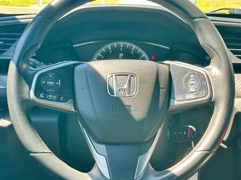 Used 2018 Honda Civic Sport image 17