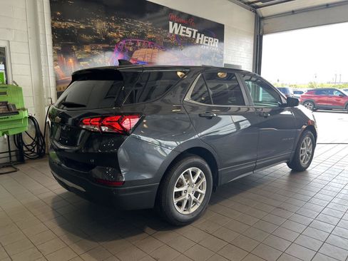 Used 2022 Chevrolet Equinox LT FWD image 9
