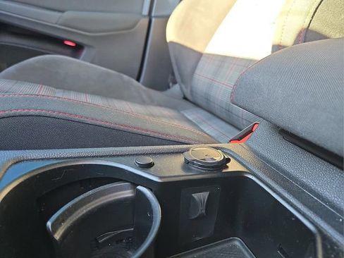 Used 2022 Volkswagen GTI S image 27