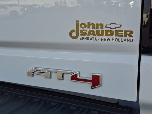 Used 2025 GMC Sierra 2500 AT4 w/ AT4 Premium Plus Package AWD/4WD image 29
