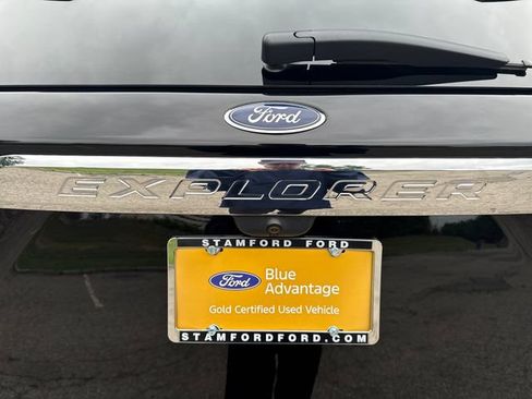 Used 2023 Ford Explorer XLT w/ Equipment Group 202A AWD/4WD image 44