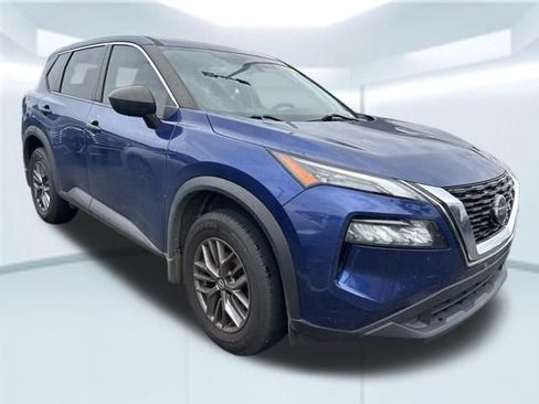 Used 2021 Nissan Rogue S FWD image 3