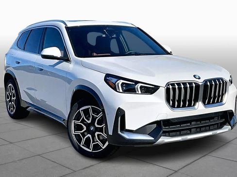 New 2026 BMW X1 xDrive28i w/ Convenience Package image 2