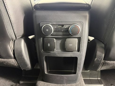 Used 2021 Ford Explorer XLT w/ Equipment Group 202A image 11