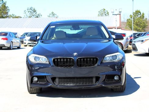Used 2011 BMW 550i Sedan image 2