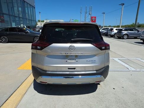 Used 2023 Nissan Rogue Platinum w/ Platinum Premium Package image 5