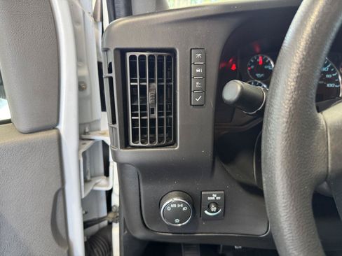 Used 2024 Chevrolet Express 2500 w/ Driver Convenience Package RWD image 14